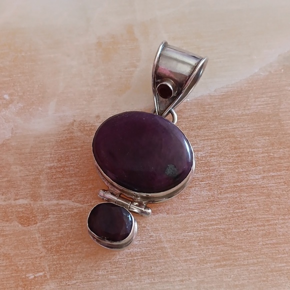 925 Silver Faux Amethyst Stone Pendant - Picture 1 of 8
